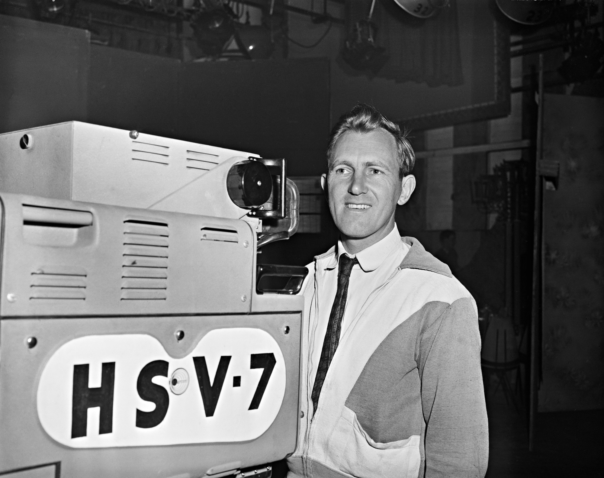Media - National Archives of Australia: A12111, 1/1958/16/89