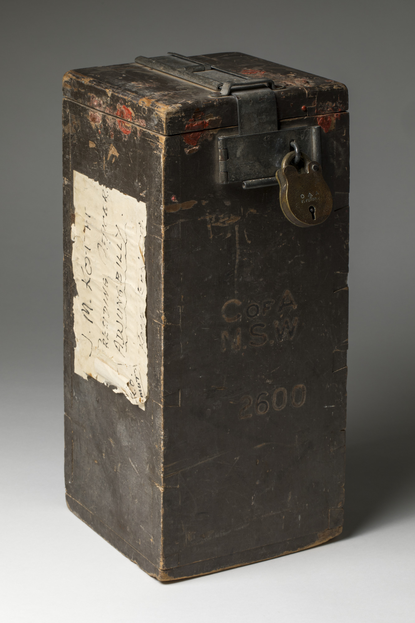 Commonwealth of Australia ballot box.