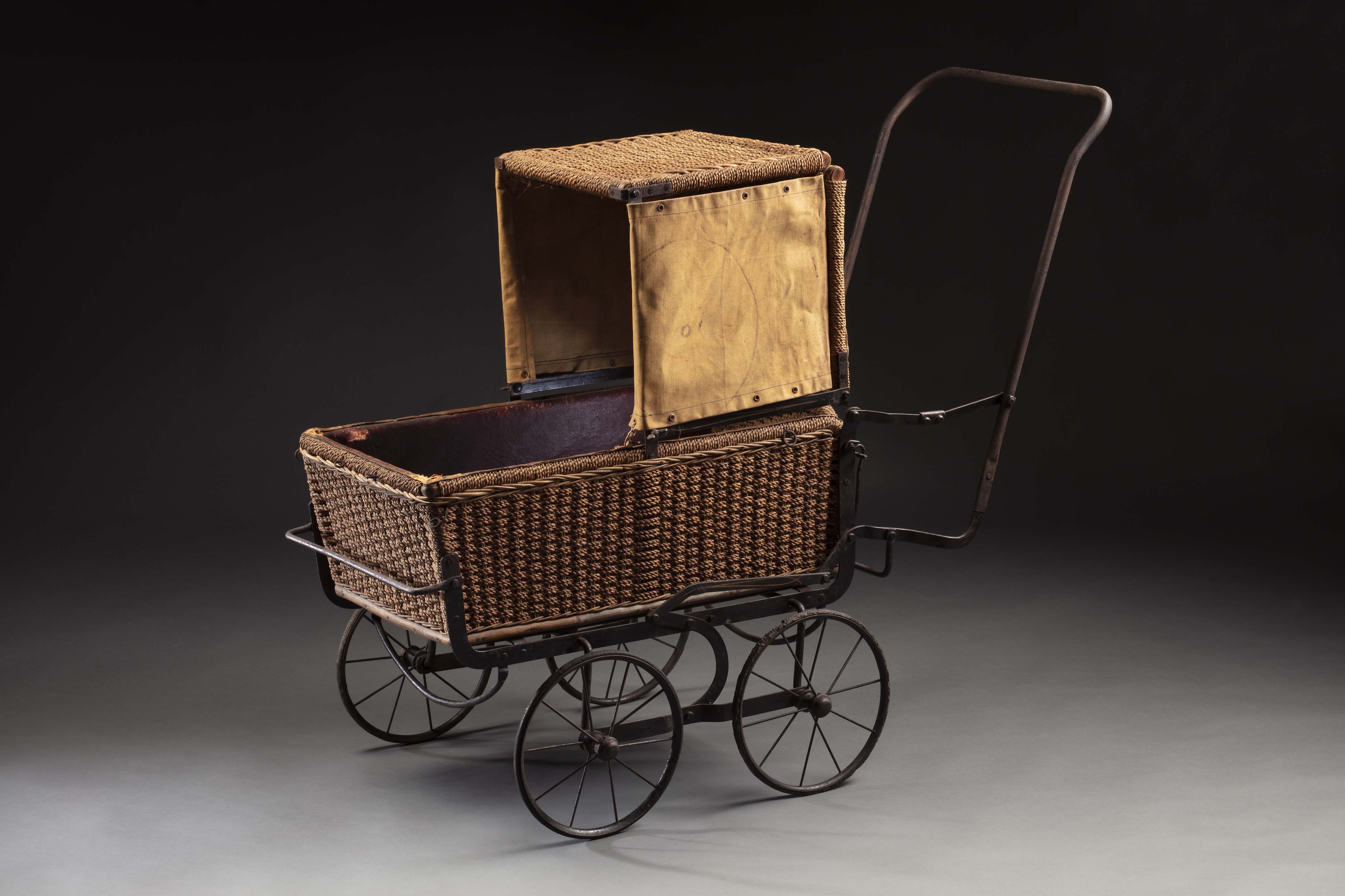 Pram known as the 'Kanangra Express', used by bushwalkers Myles and Margaret Dunphy in the Blue Mountains, 1930–1931.