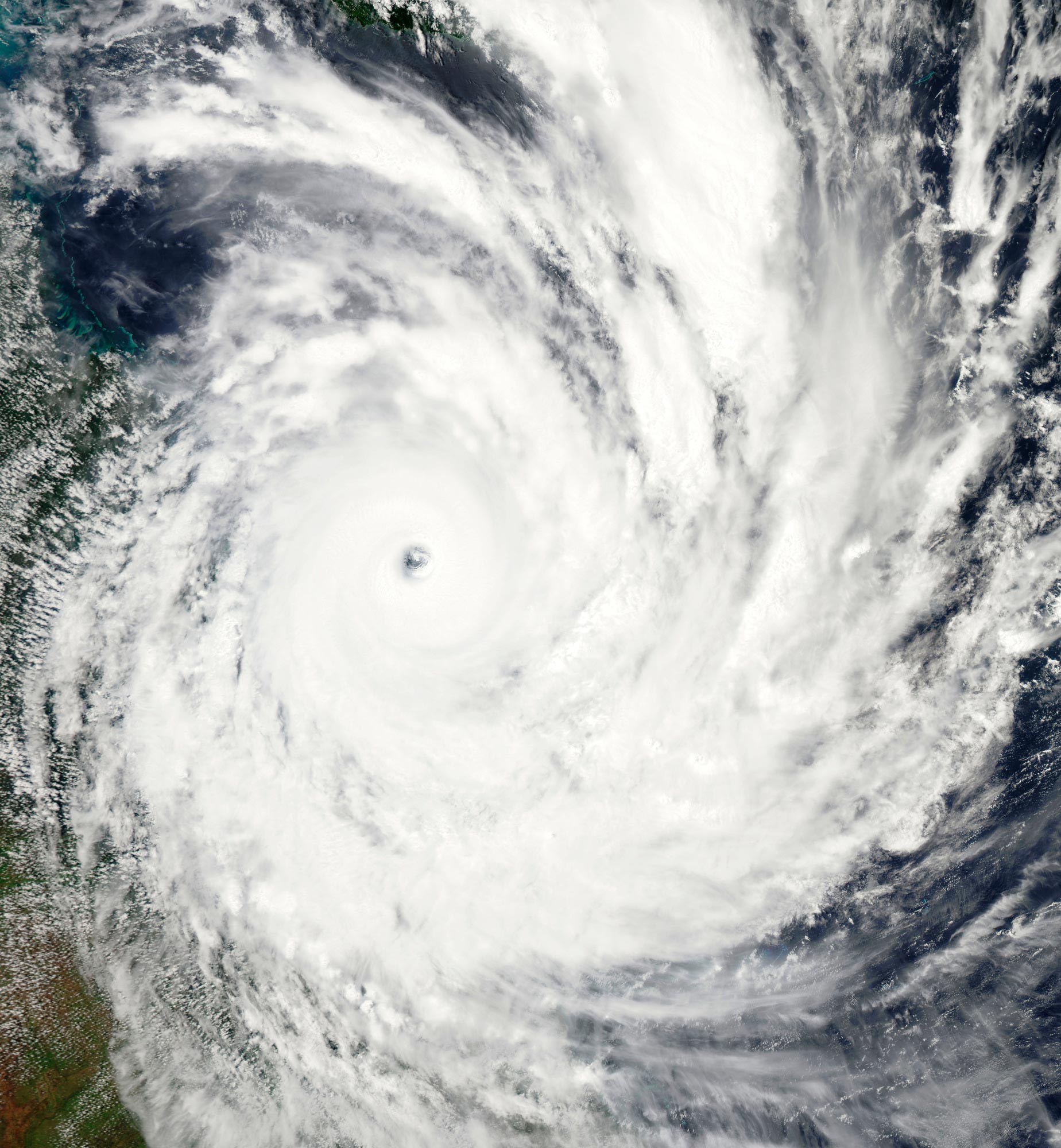 Tropical Cyclone Yasi, category 5, 2011
