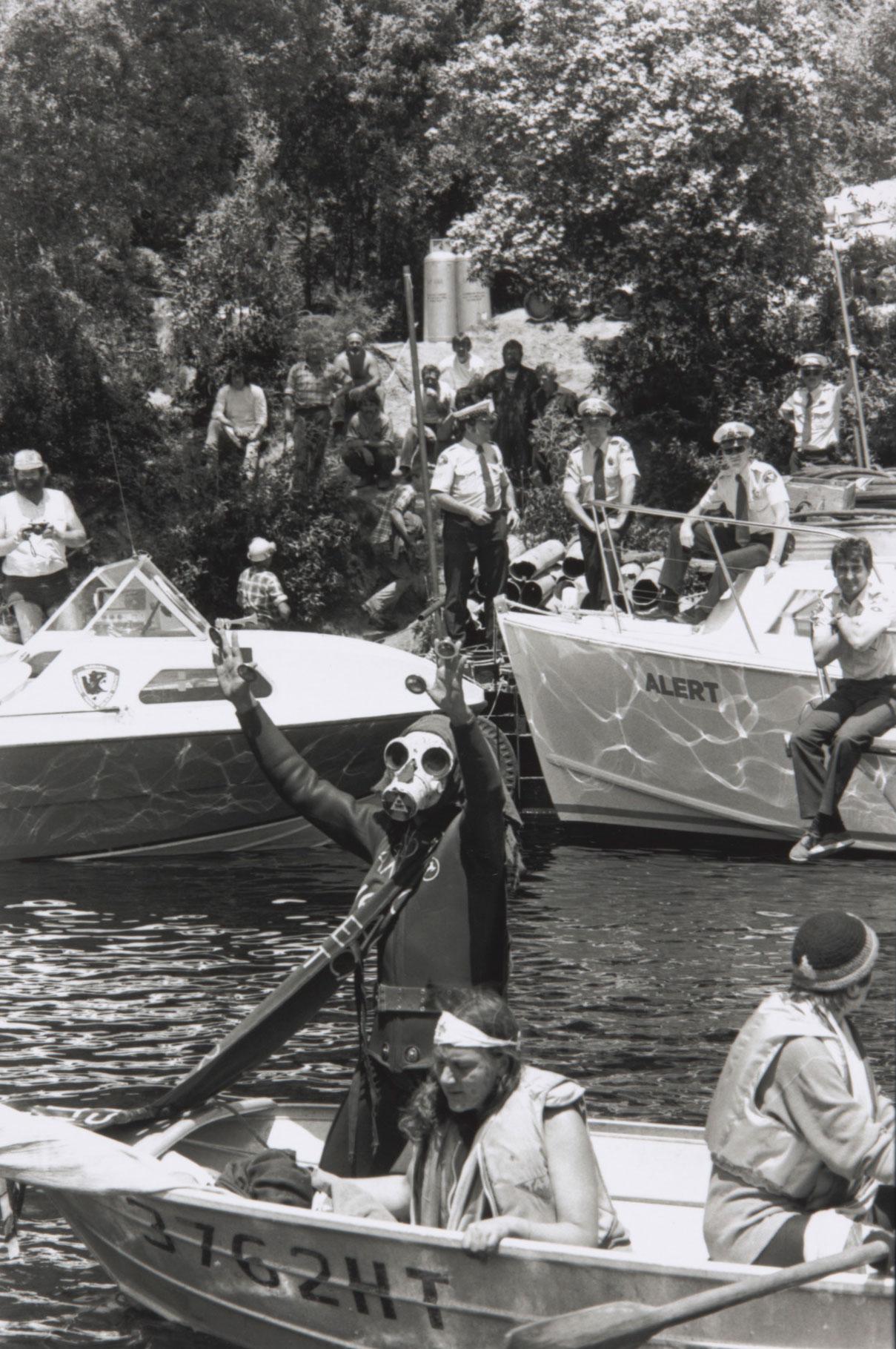 Protesters and police during the campaign to save the Franklin River.