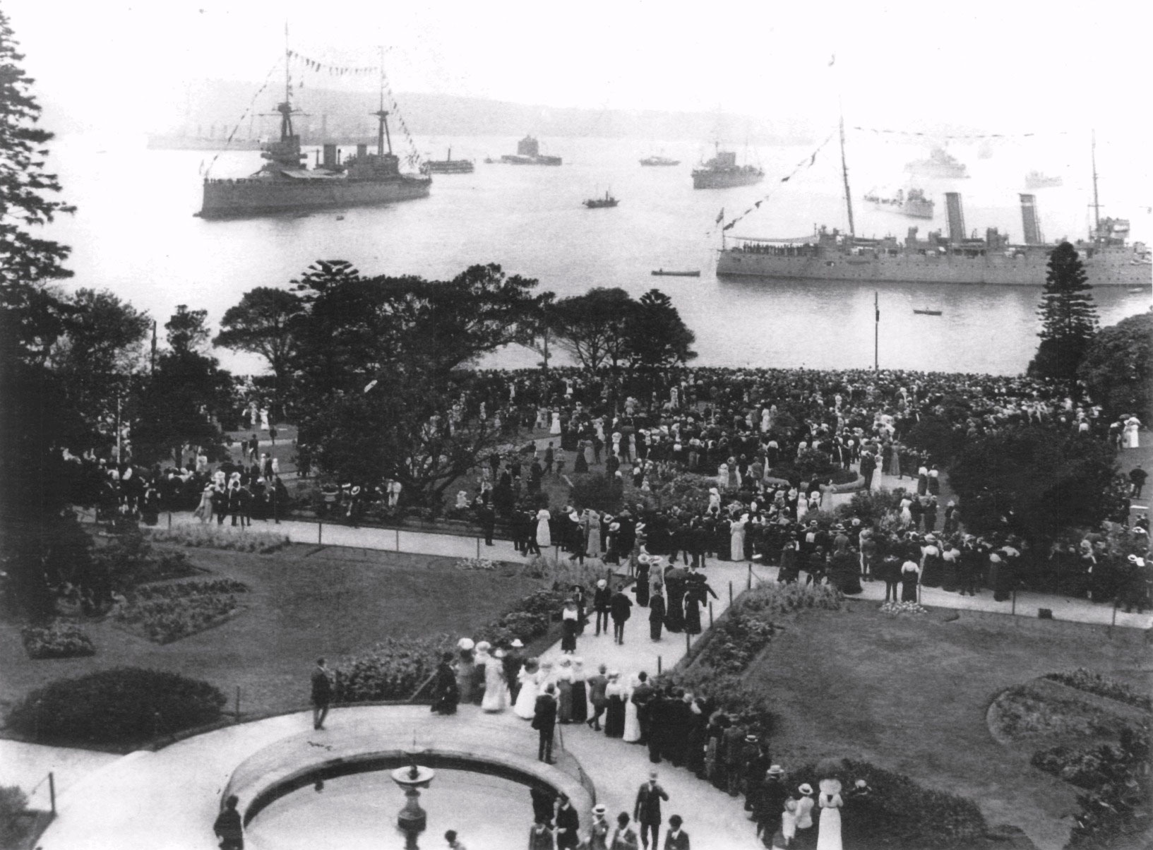 <p>The new Royal Australian Navy ‘fleet unit’ moored in Sydney Harbour, 4 October 1913</p>
