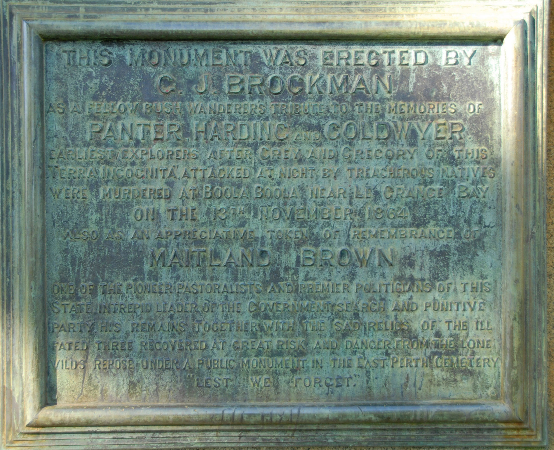 Original 1913 plaque on the Explorers’ Monument in Esplanade Park, Fremantle, Western Australia