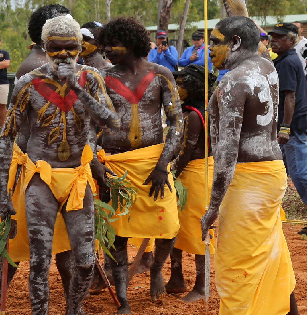 Meet a Yolgnu family