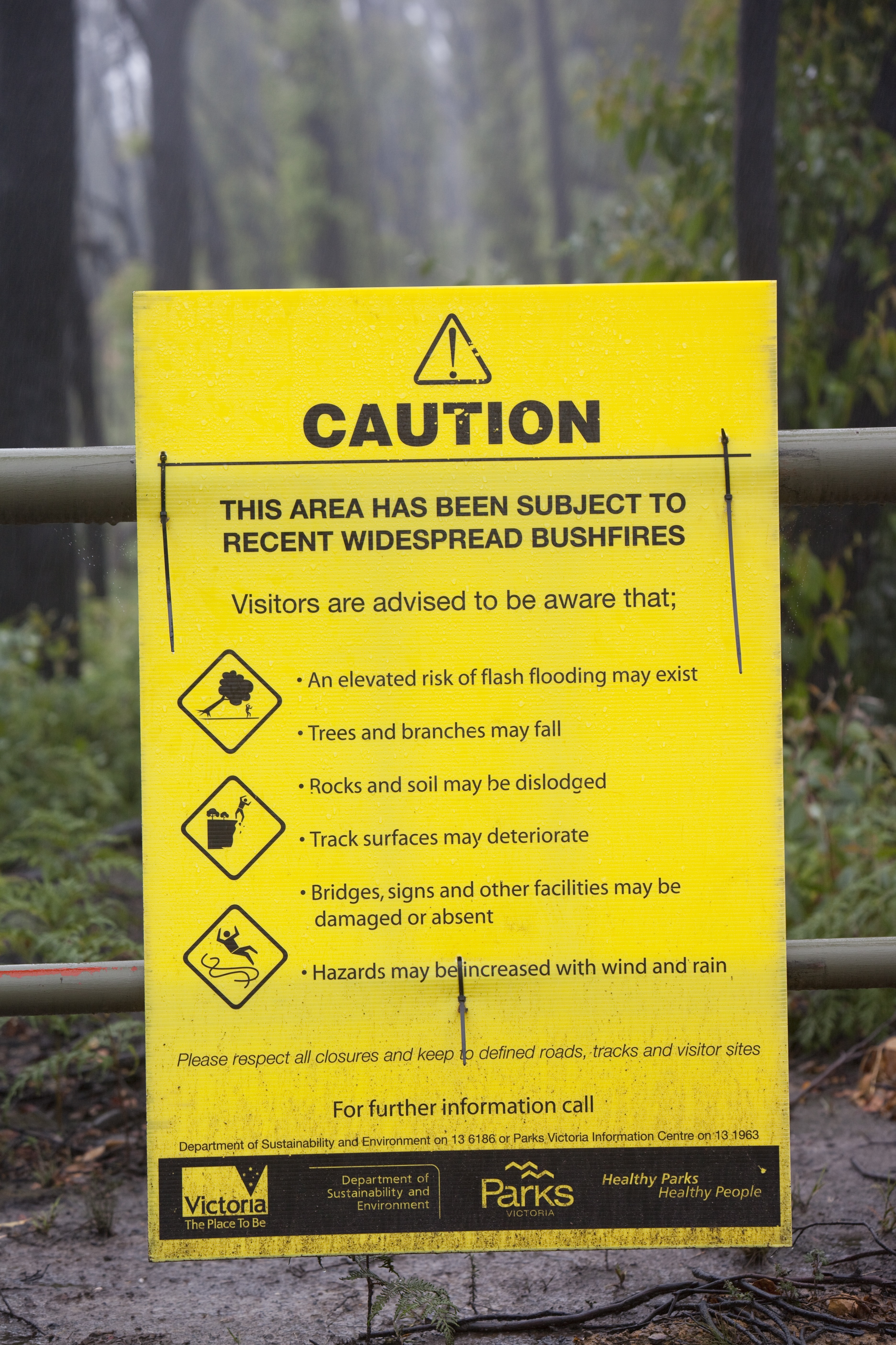 <p>Bushfire warning sign near Kinglake, Victoria, after the 2009 bushfires</p>